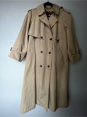 Vintage Etienne Aigner Beige Trench Coat with Burgundy Buttons & DetachableLiner